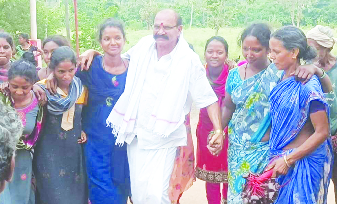 గిరిజన గ్రామాల్లో ఘనంగా భూదేవి పండుగ