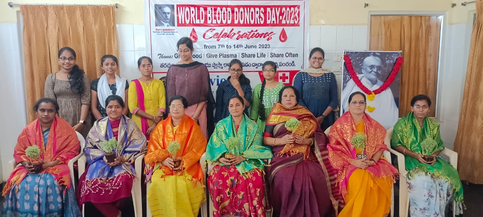 పొణకా కనకమ్మ జీవితం స్ఫూర్తిదాయకం