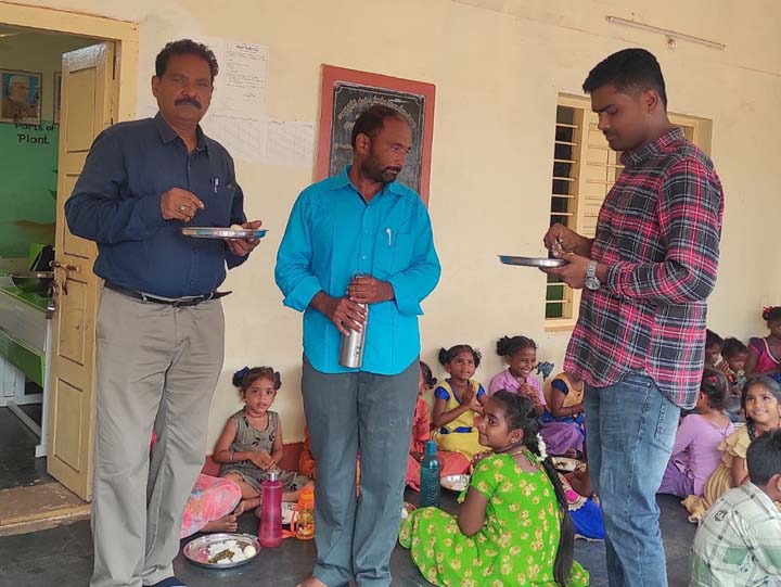 మధ్యాహ్నం భోజనం పరిశీలన