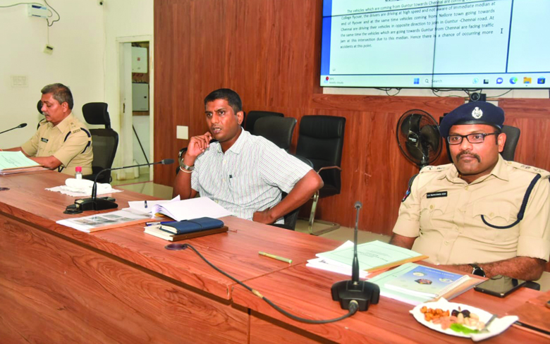 రోడ్డు ప్రమాదాల నివారణే ప్రధాన లక్ష్యం