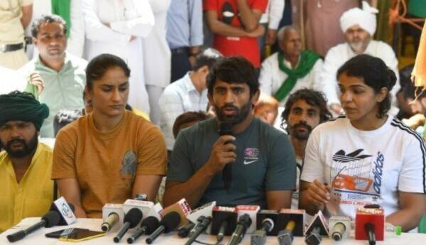 No-offence-of-hate-speech-made-out-against-protesting-wrestlers