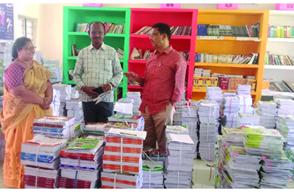 పూర్తిస్థాయిలో చేరని విద్యా కానుక