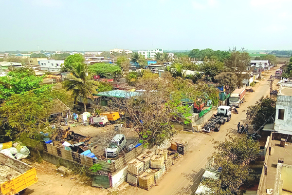 అభివృద్ధికి దూరంగా ఆటో నగర్‌