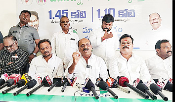 సమావేశంలో మాట్లాడుతున్న ఎమ్మెల్యే మేడా మల్లికార్జునరెడ్డి