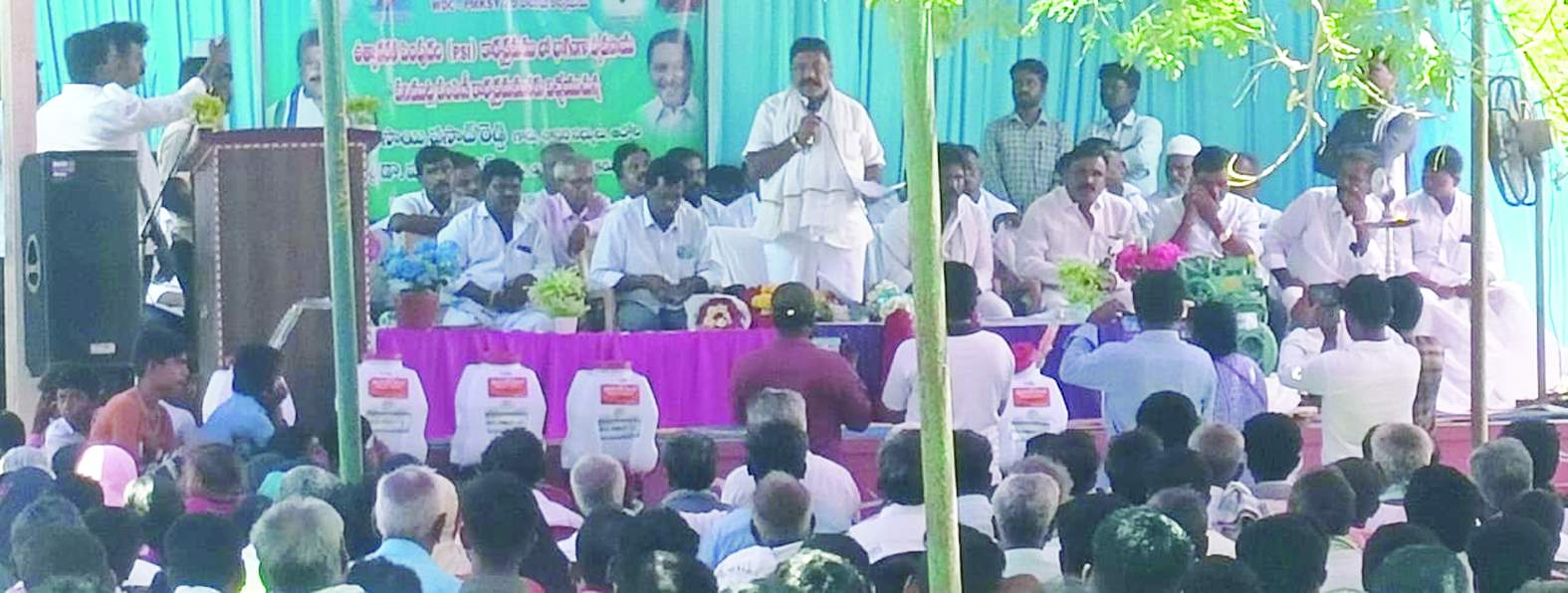 మాట్లాడుతున్న ఎమ్మెల్యే సాయి ప్రసాద్‌ రెడ్డి