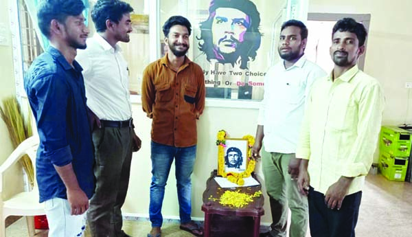 మానవాళి విముక్తి కోసం పోరాడిన ధీరుడు చే