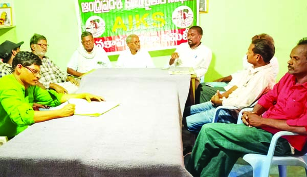 సిసిఆర్‌సి మార్పు కోసం ప్రభుత్వంపై ఒత్తిడి తేవాలి