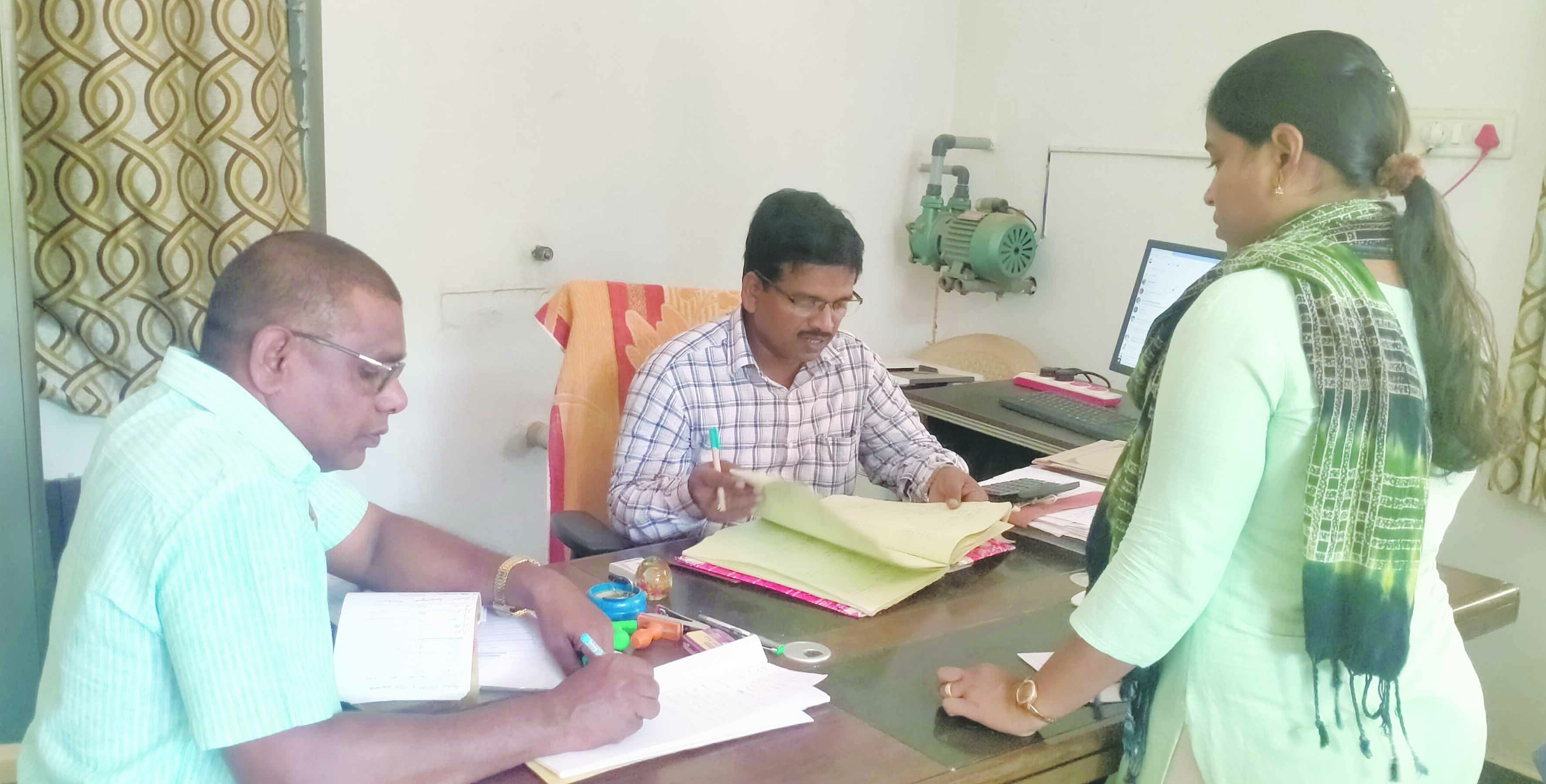 రైతులకు ఈ-క్రాఫ్ట్‌ నమోదు తప్పనిసరి
