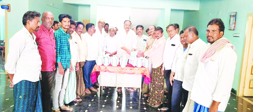 వంద శాతం రాయితీపై కంది విత్తనాలు