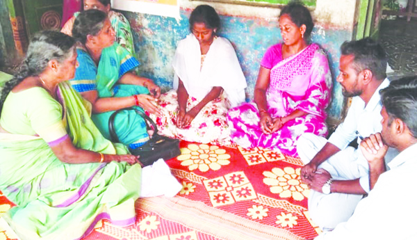 ఫాస్ట్‌ ట్రాక్‌ కోర్టు ద్వారా విచారించాలి: ఐద్వా