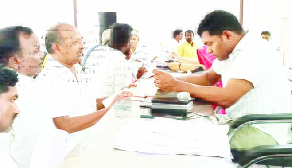 ఆక్రమణదారులపై చర్యలు తీసుకోవాలి