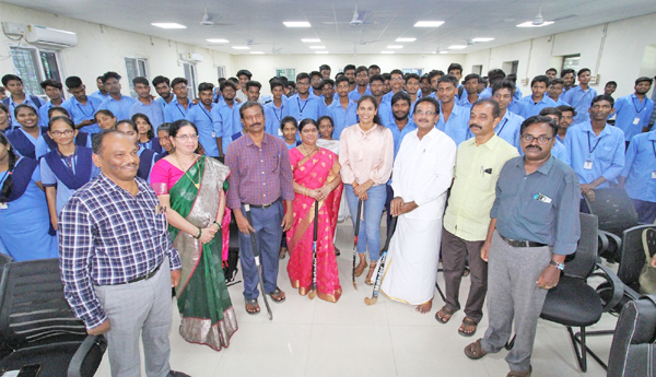 hockey-player-rajani-calls-to-students