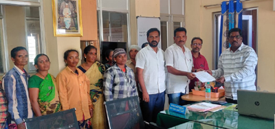 చెల్లించాలి