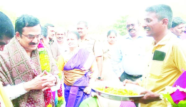   హైకోర్టు జడ్జి ప్రత్యేక పూజలు