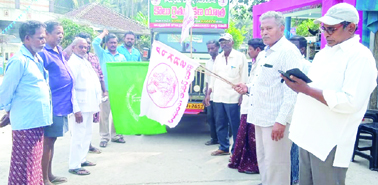 కౌలు రైతులకు విరివిగా పంట రుణాలివ్వాలి