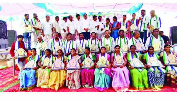 మహిళల అభివృద్ధికి పథకాలు