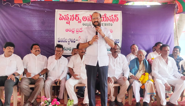 mla-open-retired-employees-building-in-kkainada
