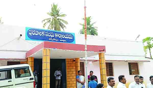 మున్సిపల్‌ ఎన్నికలపై ఉత్కంఠ