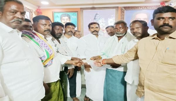 Financial-assistance-to-the-farmer-who-lost-his-hayloft