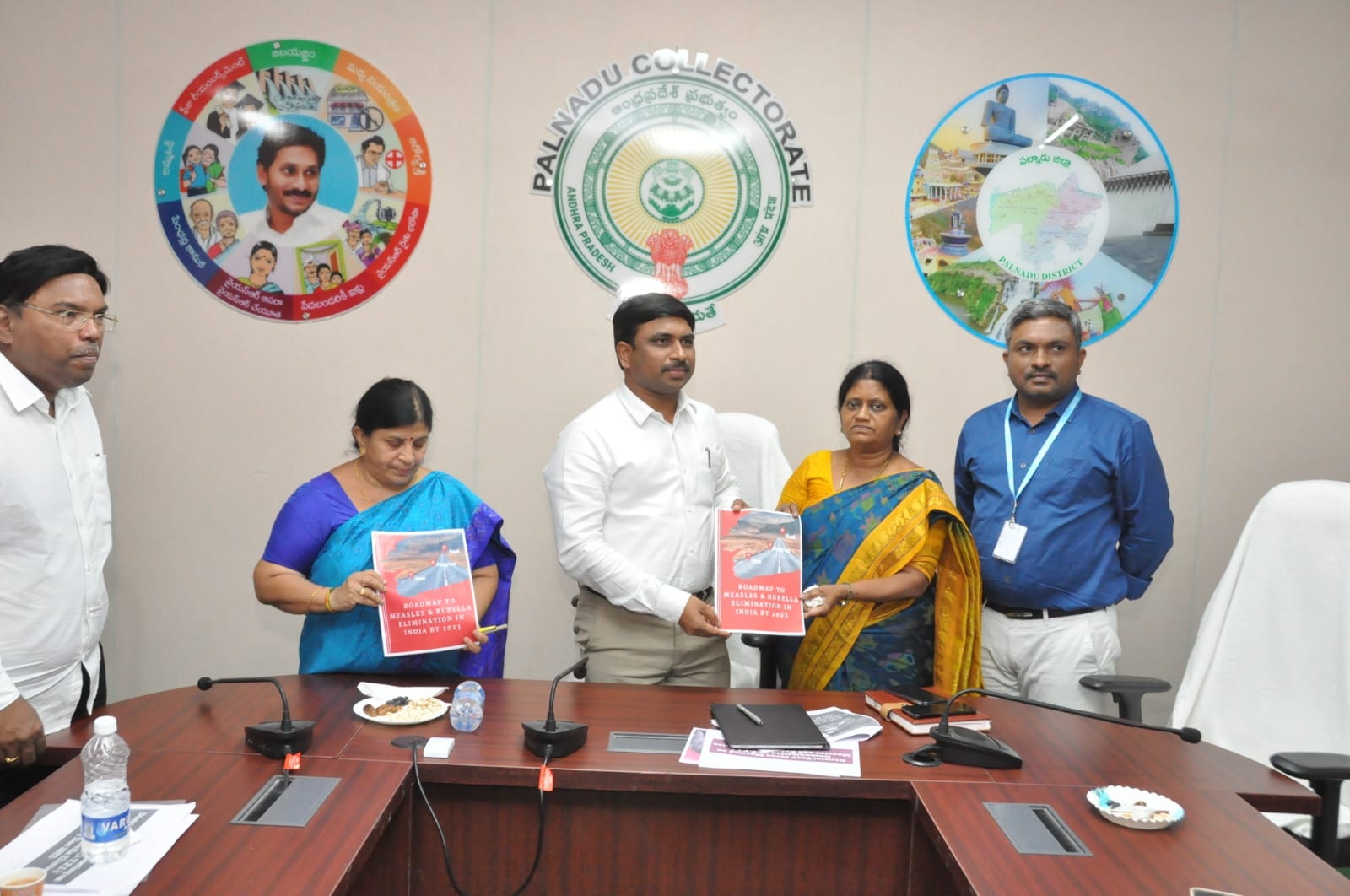 తట్టును పూర్తిగా నిర్మూలించాలి : కలెక్టర్‌