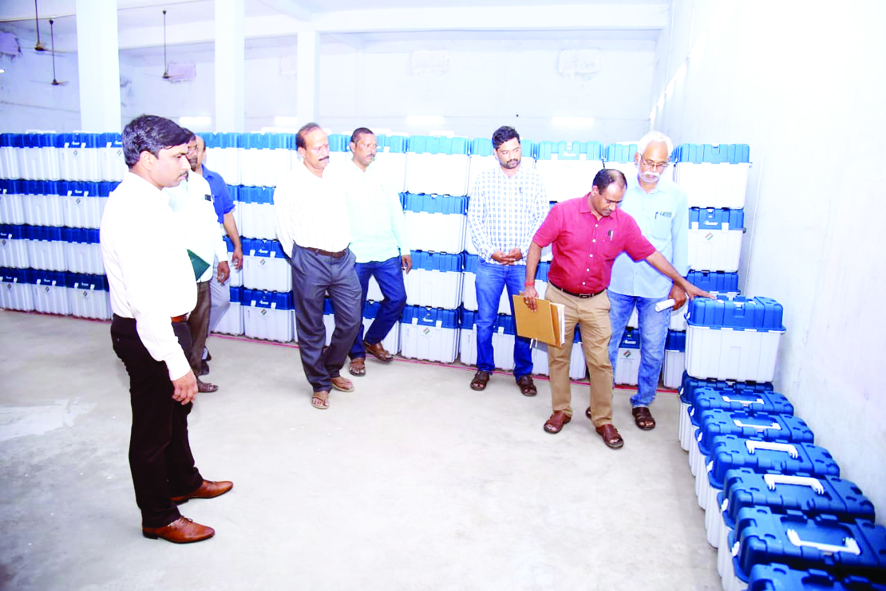 ఈవీఎంల భద్రతపై నిరంతర నిఘా
