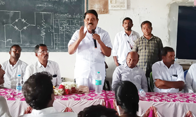 మాజీమంత్రి పల్లె