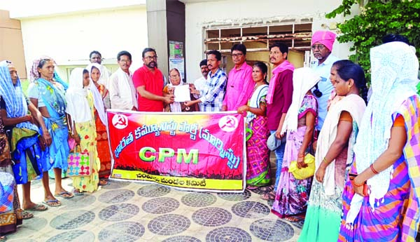 ముందస్తుగా వరద సహాయక చర్యలు చేపట్టండి