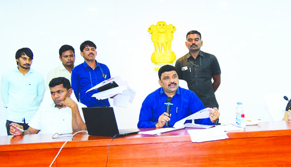 కుష్టువ్యాధి తీవ్రతను తగ్గించాలి: కలెక్టర్‌