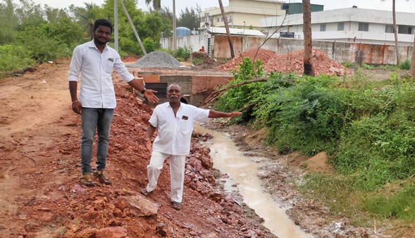 /Shrimp-company-waste-water-into-crop-drain