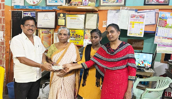vasavi-association-help-to-cancer-patient