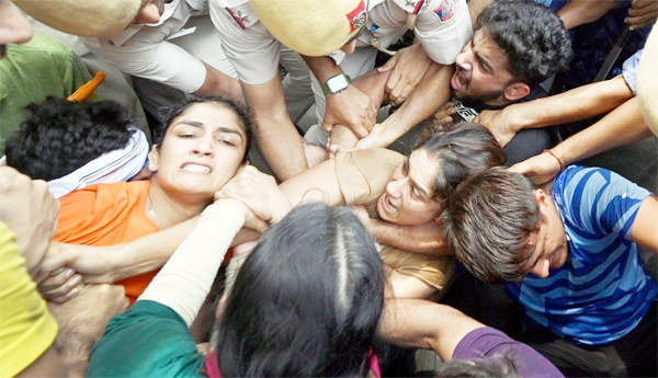 It-is-not-history-that-fades-away