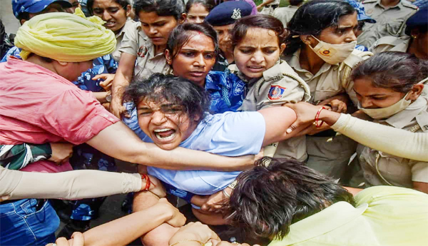 Her-tearful-poem-that-brought-medals