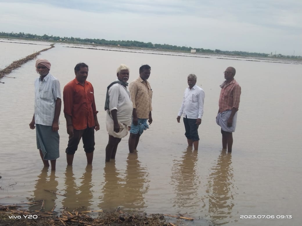 ముంపు రైతుల్ని ప్రభుత్వం ఆదుకోవాలి : రైతు సంఘం