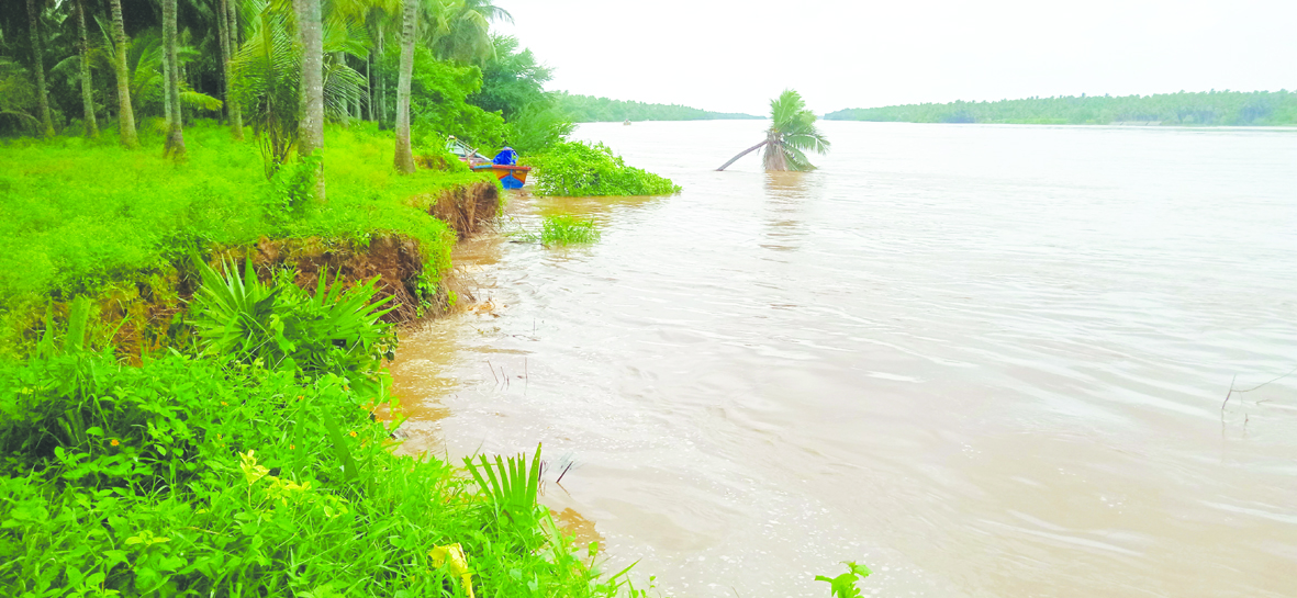 పోటెత్తిన గోదావరి