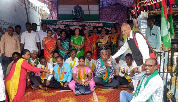 జీడి మద్దతు కోసం లక్ష సంతకాల సేకరణ