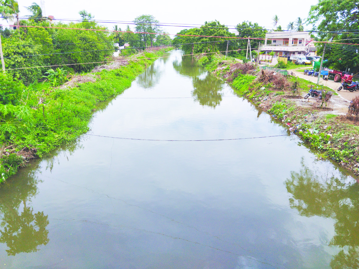 పంట కాల్వలకు జలకళ