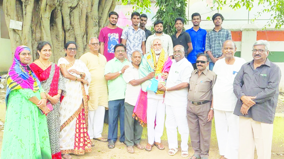 అవార్డు గ్రహీత రంగసాయికి సత్కారం