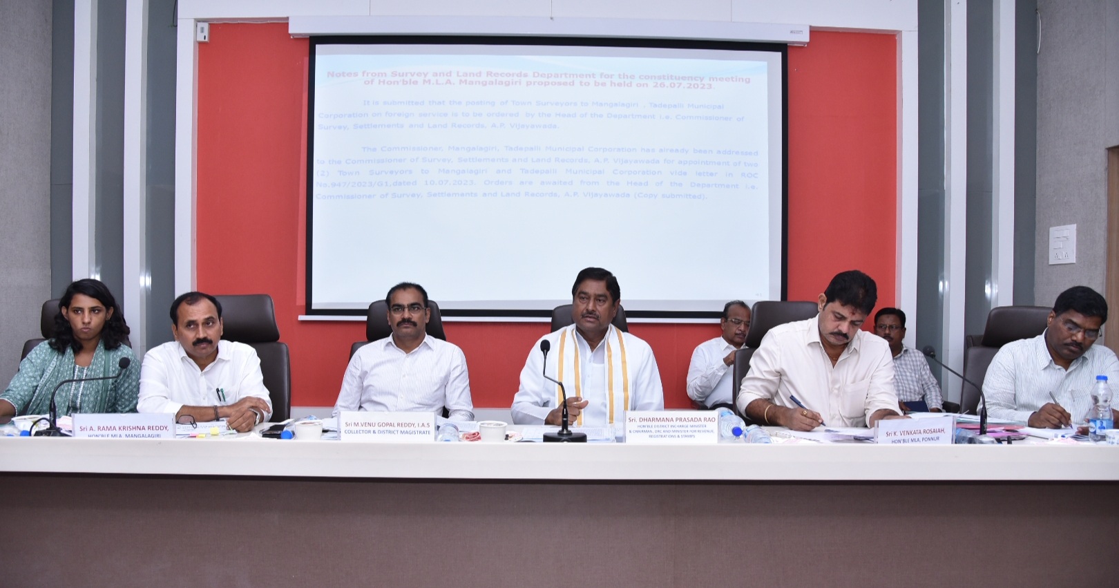 సాకులతో తప్పించుకొవద్దు..