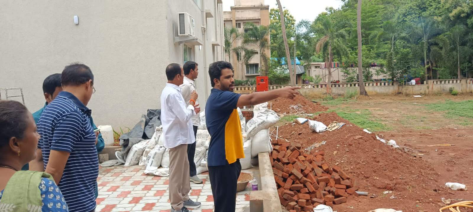 వేగంగా రెవెన్యూ అతిథి గృహ నిర్మాణ పనులు