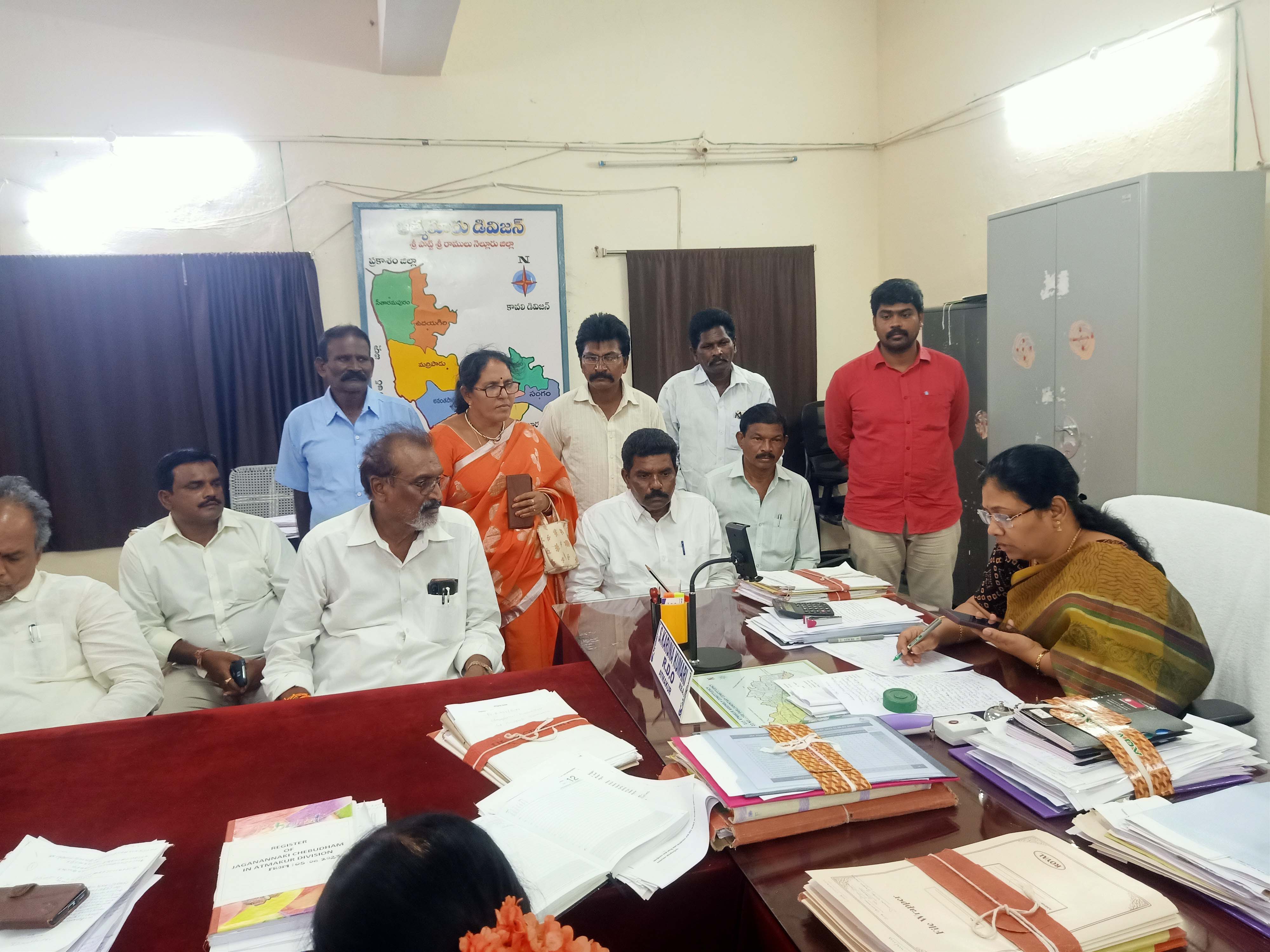 స్పందన అర్జీలకు తక్షణ పరిష్కారం : ఆర్‌డిఒ