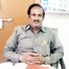 జిల్లా పశు సంవర్ధక శాఖ అధికారి గుణశేఖర్‌ పెళ్లై