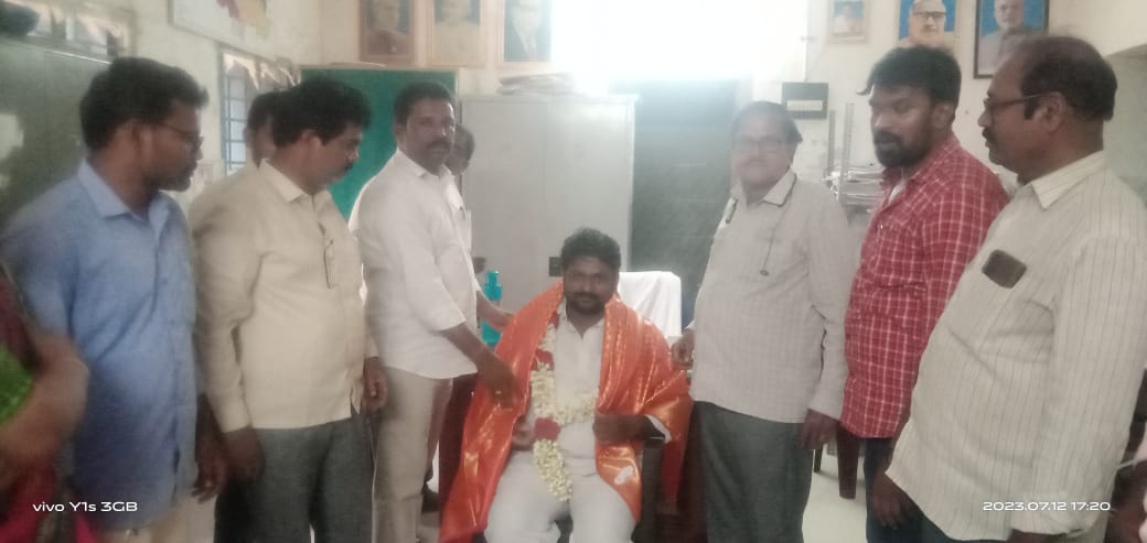 హజరత్తయ్యకు సన్మానం