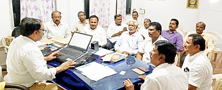 నిరసన ఉత్తర్వులపై డిఇఒ వెనకడుగు