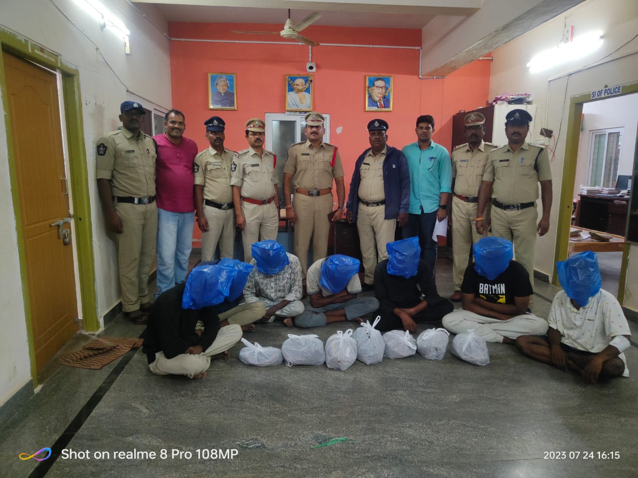 8.900 కిలోల గంజాయి స్వాధీనం