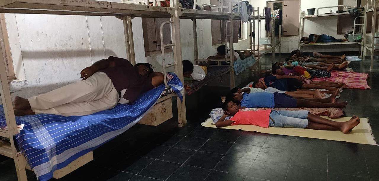 సంక్షేమ హాస్టళ్లలో అధికారుల రాత్రి బస