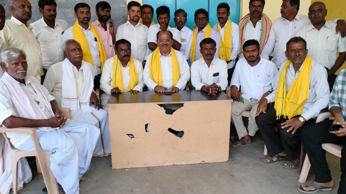 ఎంపిపి ఆరోపణలకు ఎమ్మెల్యే సమాధానం చెప్పాలి : టిడిపి