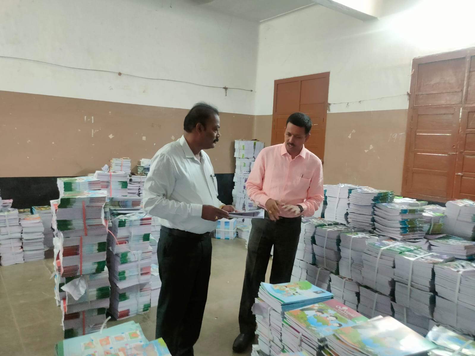 రెండో సెమిస్టర్‌ పుస్తకాలు సిద్ధం