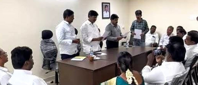 పొగాకు రామచంద్ర ప్రమాణస్వీకారం