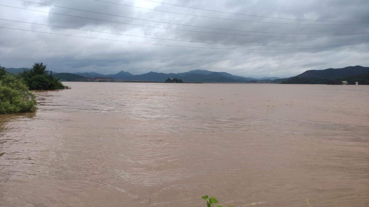 ఉధృతంగా గోదావరి