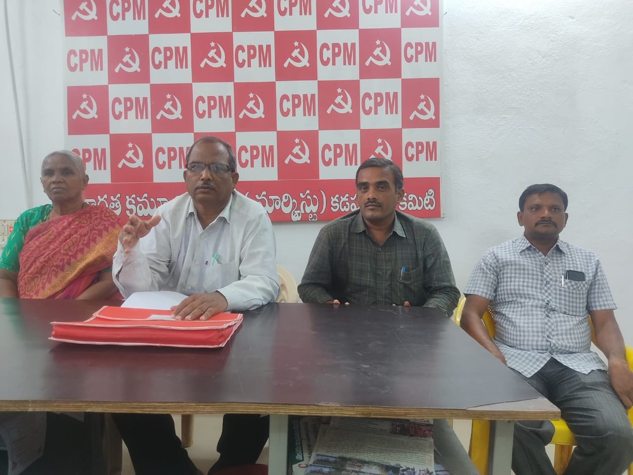 - సమావేశంలో మాట్లాడుతున్న చంద్రశేఖర్‌